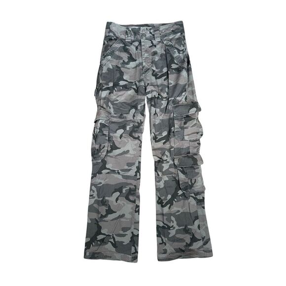 Abercrombie & Fitch Relaxed Fit Cargo Camo Print Pants Green/Gray 24/00 Short - Picture 3 of 13